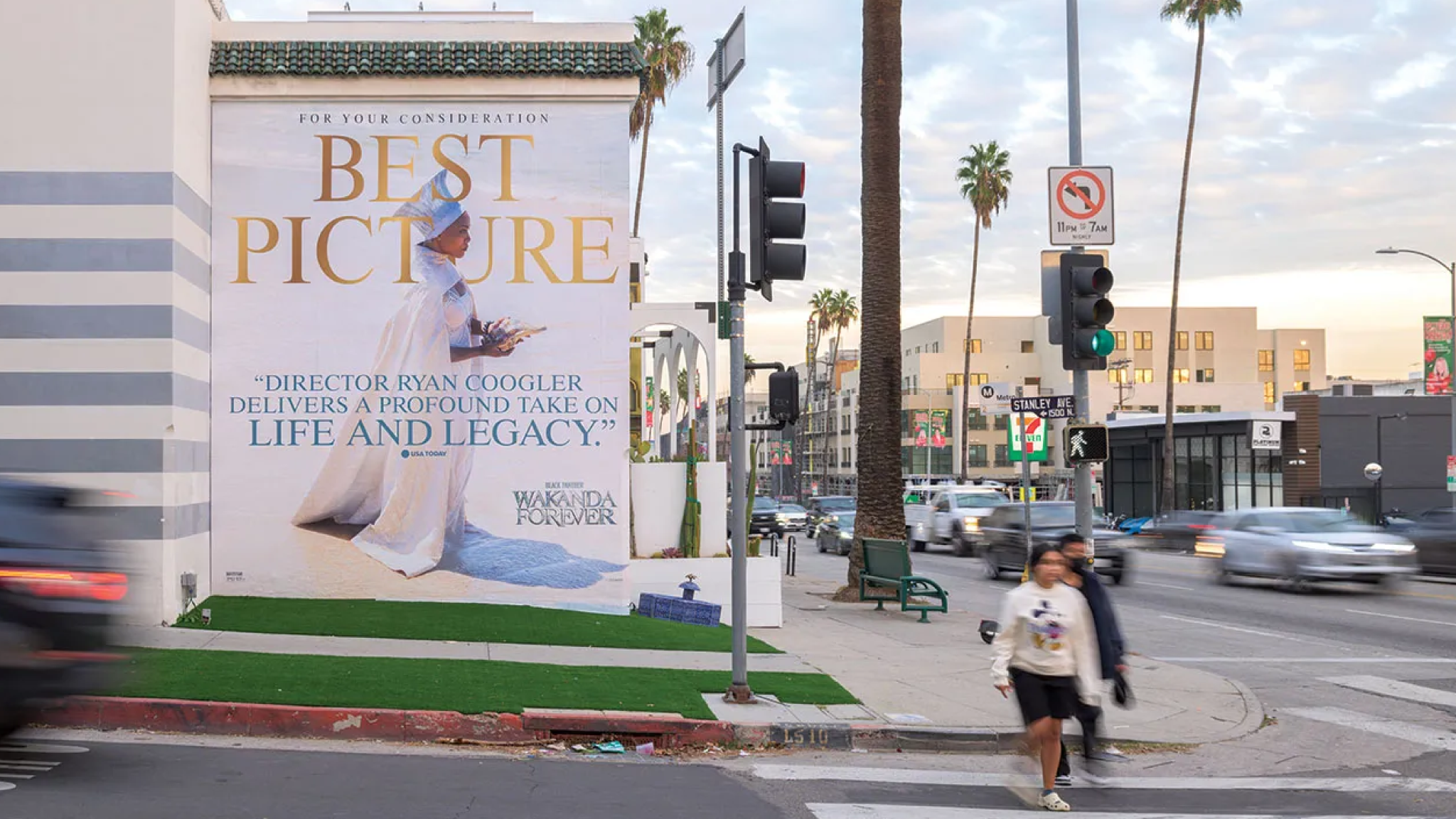 Locator Advertisement Billboard Advertising: Locations For Winning