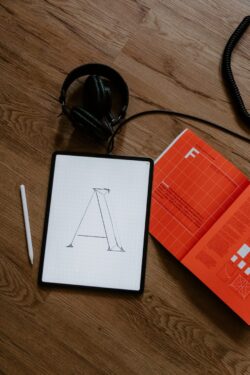 Digital advertising creative strategy planning